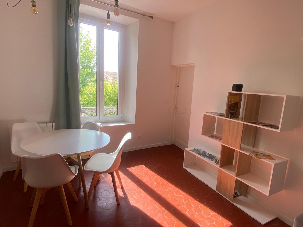 Charmant T3 Dans Le Centre Historique Apartment Manosque Exterior photo